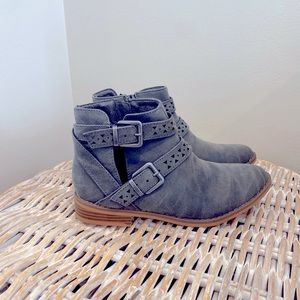 Rocket Dog Sayla Vintage Ankle Boots Size 6.5 New  Booties Gray